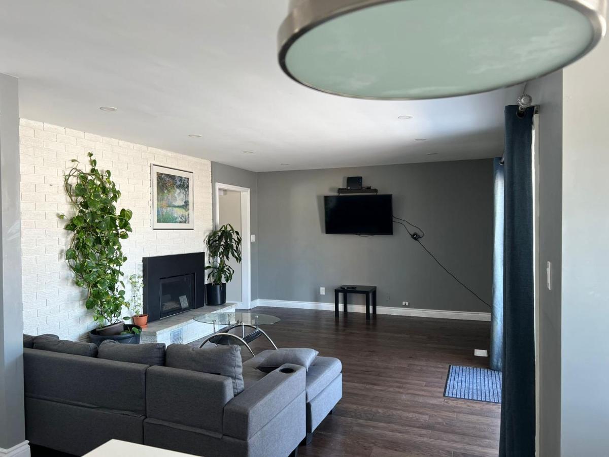 Bowmanville Event Place 外观 照片