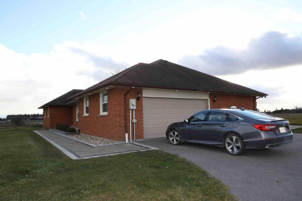 Bowmanville Event Place 外观 照片