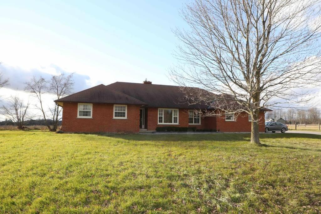 Bowmanville Event Place 外观 照片