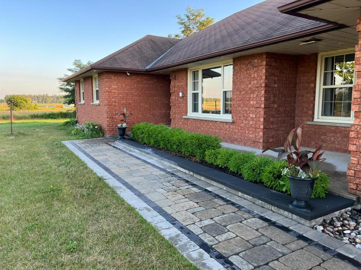 Bowmanville Event Place 外观 照片