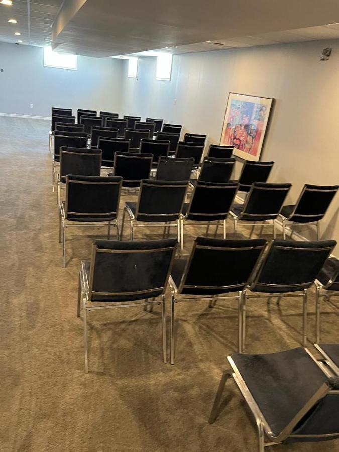 Bowmanville Event Place 外观 照片
