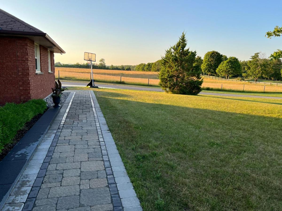 Bowmanville Event Place 外观 照片